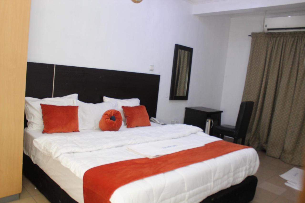 Blue Moon Hotels Victoria Island Lagos Exterior photo