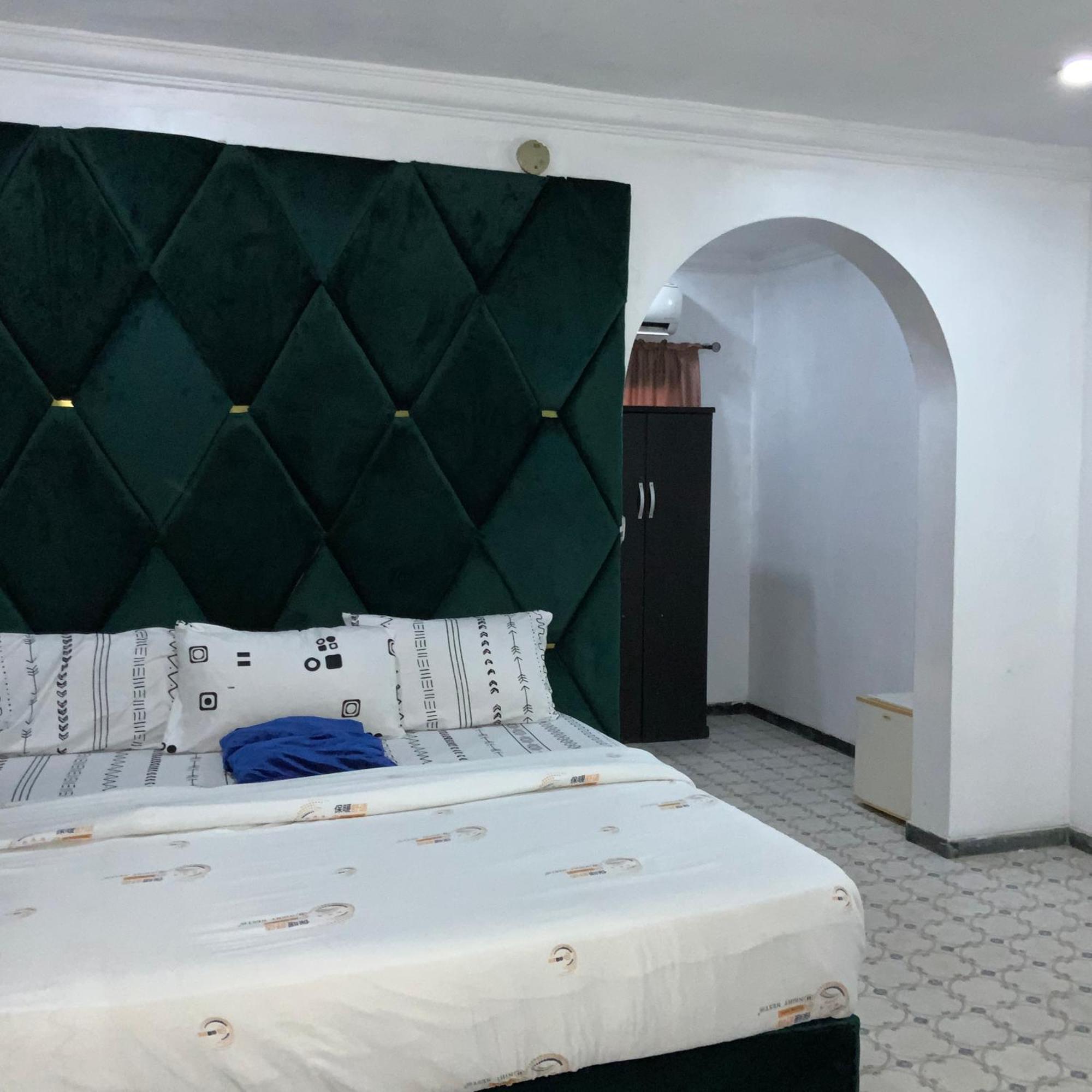 Blue Moon Hotels Victoria Island Lagos Exterior photo