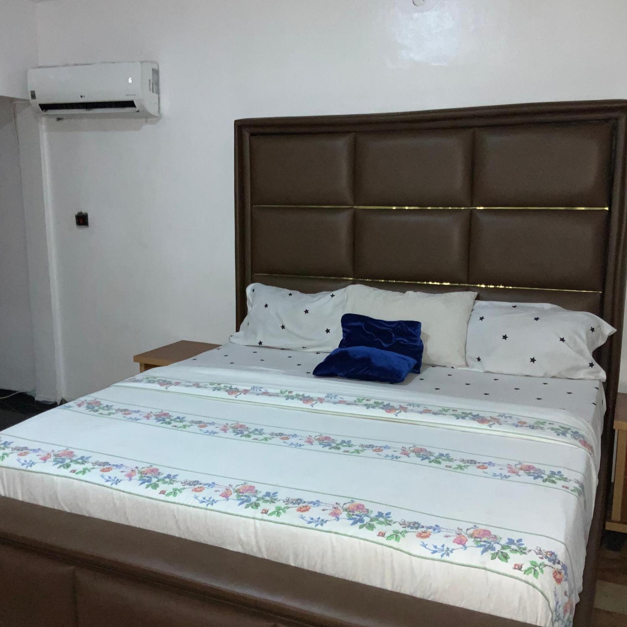 Blue Moon Hotels Victoria Island Lagos Exterior photo