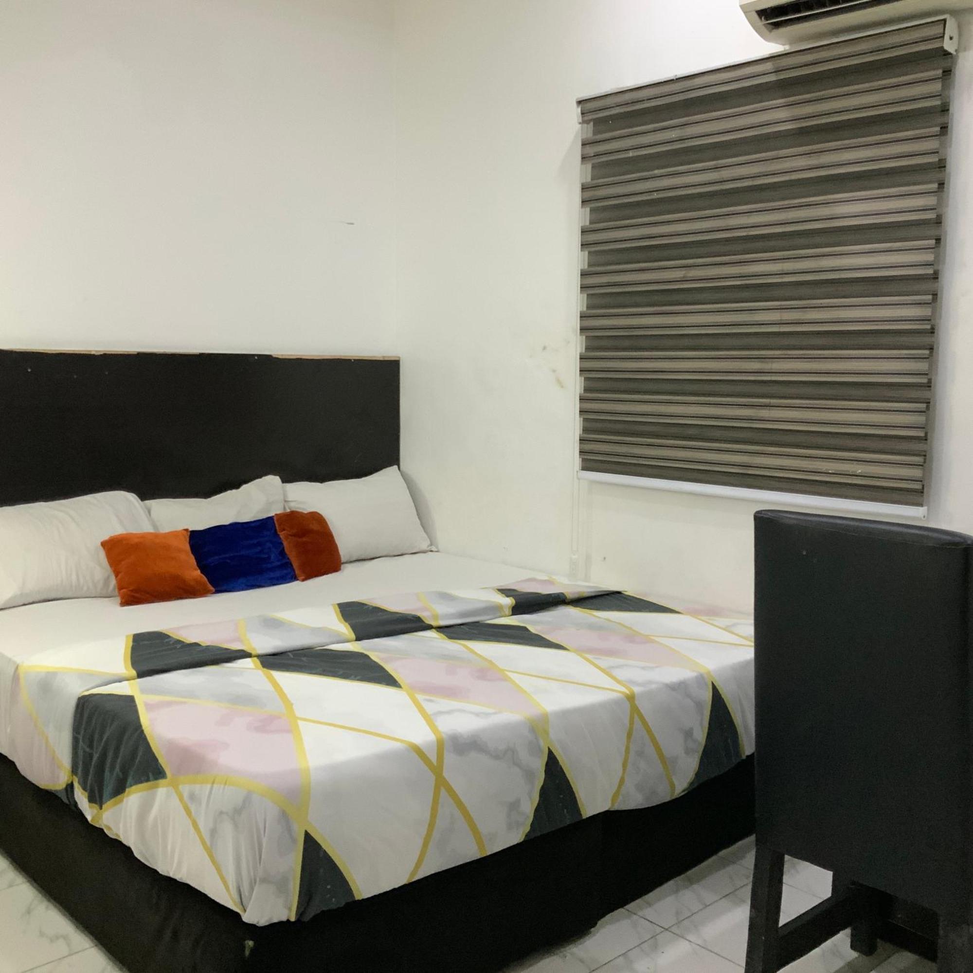 Blue Moon Hotels Victoria Island Lagos Exterior photo